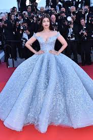 Aishwarya Rai Looked Like An Absolute Princess At Cannes Cinderella Gowns Gowns Celebrity Dresses