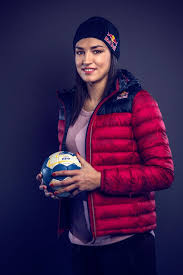 Pick your favorite handball player of 2018! Cristina Neagu SportivÄƒ Red Bull