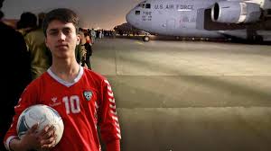 He is the only child of abdullah etemadi the legendary drummer who played for ahmad zahir. S19wkec Aazlrm