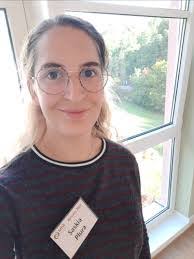 Sarah Fechner's Instagram, Twitter & Facebook