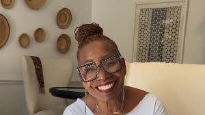 Lillian Mack's Instagram, Twitter & Facebook