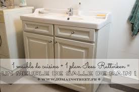Petite salle de bains : Un Meuble De Cuisine Un Plan Ikea Rattviken Un Meuble De Salle De Bain