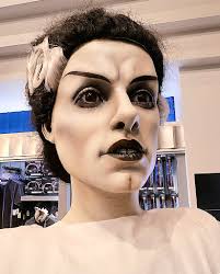 Good morning! We are seeking new additions to our team at Cigarette outlet.  If you're looking for a part-time evening shift, please stop by to fill out  an application. Remember to bring