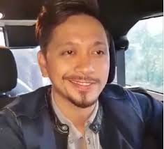 His birthday, what he did before fame, his family life, fun trivia facts born virgilio hilario in pangasinan, philippines, he later adopted the stage name of jhong hilario. Jhong Hilario Shares Rare Photo Of Him With Manuel L Quezon