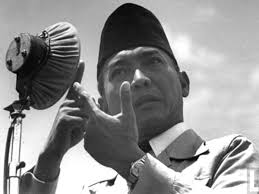 The spelling soekarno, based on dutch orthography, is still in frequent use, mainly because he signed his name in the old spelling. 17 Quotes From Ir Soekarno The Founding Father Of Indonesia Hubpages