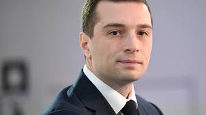 Législatives: diplomates, personnels de l'éducation, sportifs... Ils  s'engagent contre une victoire du RN