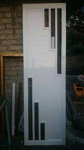 En Proceso Puerta Para Bano En Aluminio Con Duela E Intermedio Biselado Puertas De Aluminio Exterior Puertas De Entrada Aluminio Puertas De Aluminio