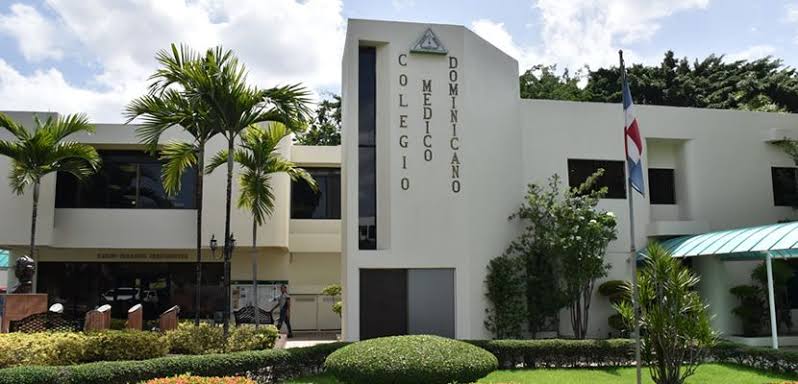 Colegio Médico ratifica paro nacional de 24 horas para este martes #NoticiasSIN #Salud Detalles en: