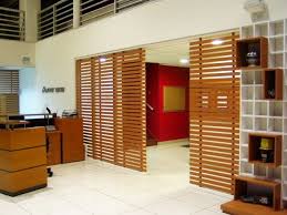 Separador De Ambiente De Madera Cl Recherche Google Separadores De Ambiente Separadores De Ambientes Oficina Division De Ambientes