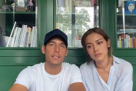 Menurut michael yukinobu, jessica iskandar sera. Reaksi Richard Kyle Soal Rumor Renggangnya Hubungan Dengan Jessica Iskandar Halaman All Kompas Com