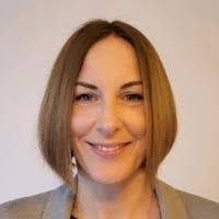 Hannah Snelling's Instagram, Twitter & Facebook