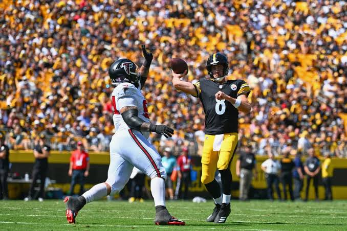 Late pick-6 lifts Steelers past Falcons 20-13 -