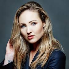 Amy Danzig (Miniserie de TV 2015– )