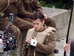 Mte i'm lost @ everyone in here saying he looks good now. Harry Styles Shows Off His New 1940s Style Military Cut On Set Of Dunkirk Daily Mail Online