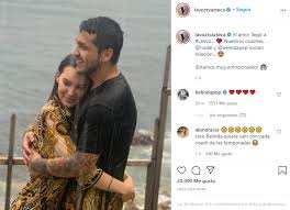 May 27, 2021 · la boda entre belinda y christian nodal ha dado mucho de qué hablar en redes sociales y es que la pareja todavía no cumple el año de noviazgo. Usuarios Reaccionan Con Memes A La Relacion De Belinda Con Christian Nodal Cronica Puebla