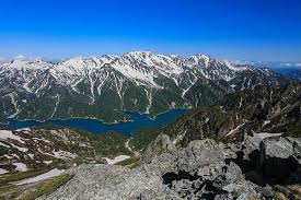 針ノ木岳 登山 針ノ木雪渓 6月 日本三大雪渓 針ノ木雪渓の急勾配を登る 登山百景 登山 風景 日帰り