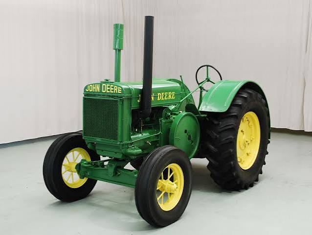 John Deere D Tractor