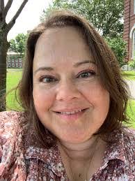 Amy Ellerman's Instagram, Twitter & Facebook