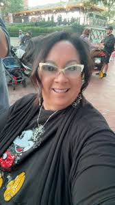 I made it in the park finally How is everybody doing tonight?