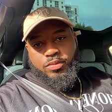 New video just dropped! Check it out with the link in my bio! #futuredoctor  #blackdoctor #medschooltips #mcattips #mcat