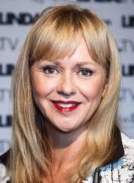 Manon Thomas 12-05-1963 Nederlandse televisiepresentatrice. In september  1988 trouwde ze met de Amerikaanse zanger Forrest Thomas (1953-overleden  2013), wiens achternaam zij vanaf dat moment voert. Het huwelijk werd na  twaalf jaar ontbonden