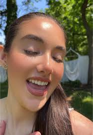 Mother and Daughter Hairstyle Inspiration