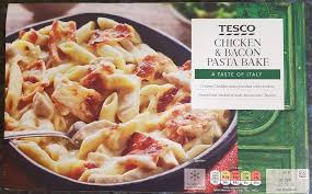 It contains a tomato sauce with tender chicken and rich chorizo along with the warm flavours of cumin and paprika. Tesco Bacon And Chorizo Pasta Bake