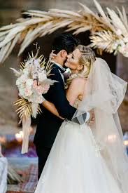 Wie teuer ist backpacking in marokko? Claudia Michael Orientalische Hochzeit In Der Zacherlfabrik Wien