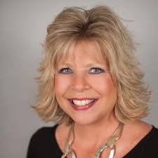 Kim Begay (@KimmyBegay)