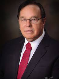 Kansas State University alumnus invests in naming the deanship of the  College of Agriculture