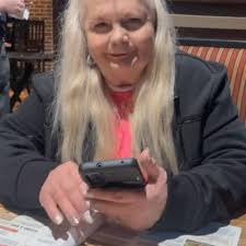 Fundraiser by Lindsey Stanley : A Mother's Love: Support Glenda's Final  Journey