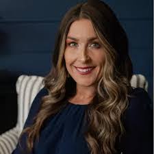 Tabitha Waters's Instagram, Twitter & Facebook