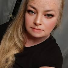 Moved my plants and saw hundreds of slugs! How can I safely get rid of them  in my strawberries and tomatoes!?!