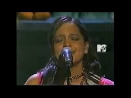 She was invited to perform, along with pau dones from jarabe de palo, a song for the soundtrack of the movie asesino en serie el listón de tu pelo, a tribute to los angeles azules. Video Natalia Lafourcade En El 2000