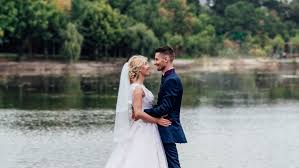 See more ideas about wedding dresses, wedding, dresses. The Full Guide To A Sustainable Wedding 77 Diamonds