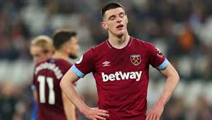 The chelsea man also jokingly added that rice's goal needs to be checked because the ball came off the. Video Declan Rice Produces Hilarious Reaction To Mason Mount Prank 90min