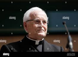 Carlos isaac hi-res stock photography and images