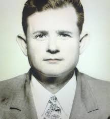 Looking for relatives of Della Stafford Jenkins! All I know is she had a  only living relative a niece named Jewel. She was born and raised in Red  Boiling Springs. She married