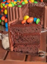 Le Gravity Cake Gateau D Anniversaire Au Chocolat M Ms Amour De Cuisine Recette Gateau Anniversaire Chocolat Gateau Anniversaire Gateau Anniversaire 2 Ans