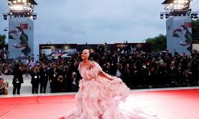 Последние твиты от lady gaga (@ladygaga). She Can Sing But Can She Act Critics Hail Lady Gaga Movie Star Egypttoday