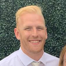 I recently concluded my 12-week summer internship at VMware as an Inside  Sales Intern. During these 12 weeks, I learned about VMware's wide array of  solutions and about enterprise-level…