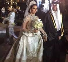 قصيدة بلقيس كاملة، هي قصيدة من المرثيّات الجميلة ففي هذه القصيدة نعى نزار قبّاني زوجته العراقيّة بلقيس الّتي قتلت في قصف حزب الدّعوة لسفارة بلدها في بيروت سنة. Ø´Ø¨ÙƒØ© Ø¨ÙˆÙŠÙ…Ù† Ø§Ù„Ø¥Ø®Ø¨Ø§Ø±ÙŠØ© Ø´Ø§Ù‡Ø¯ ÙØ³ØªØ§Ù† Ø¹Ø±Ø³ Ø§Ù„ÙÙ†Ø§Ù†Ø© Ø§Ù„ÙŠÙ…Ù†ÙŠØ© Ø¨Ù„Ù‚ÙŠØ³ Ø§Ø­Ù…Ø¯ ÙØªØ­ÙŠ ÙˆÙ…Ø¹Ù„ÙˆÙ…Ø§Øª Ù…Ø«ÙŠØ±Ø© Ø¹Ù†Ù‡ Ø´Ø¨ÙƒØ© Ø¨ÙˆÙŠÙ…Ù† Ø§Ù„Ø¥Ø®Ø¨Ø§Ø±ÙŠØ©