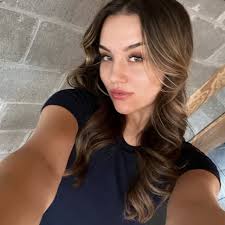 Lena Reed's Instagram, Twitter & Facebook