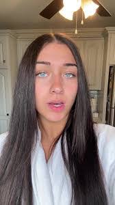 Rebecca Tuttle's Instagram, Twitter & Facebook