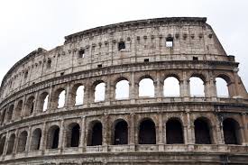 Mając jedynie chwilę w rzymie nie sposób zobaczyć wszystkich atrakcji. T3 Ftcdn Net Jpg 01 23 34 26 360 F 123342606 Ax