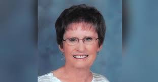 Darlene Stuart's Instagram, Twitter & Facebook