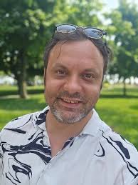 Hello, I'm Kingsley and something to know about me is 73 years of age  retired.resding &