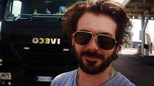 Tra nove mesi sarebbe diventato papà. Uno strazio per l'intera comunità