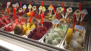 Mengapa membutuhkan es batu pada pembuatan es krim? Cara Kerja Mesin Es Krim Otomatis Yang Hasilnya Lebih Optimal Dan Sempurna