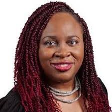 Karen Wray's Instagram, Twitter & Facebook